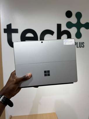Surface Pro 11 - Intel Ultra 7 268V | 32GB RAM | 2 Téra image 2