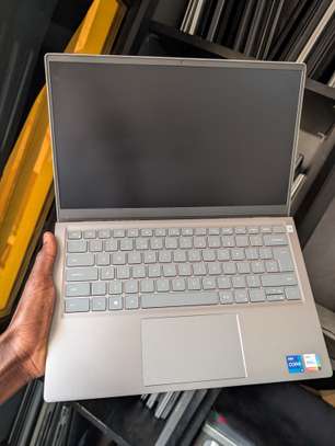 Del inspiron 14 i7 11th gen / 512gb / 16 gb ram image 2