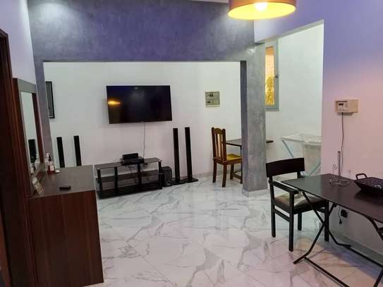 Studio f2 meublé à louer à Ngor Almadies image 6