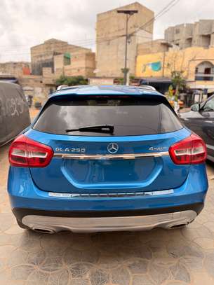 2016 Mercedes GLA 250 image 8