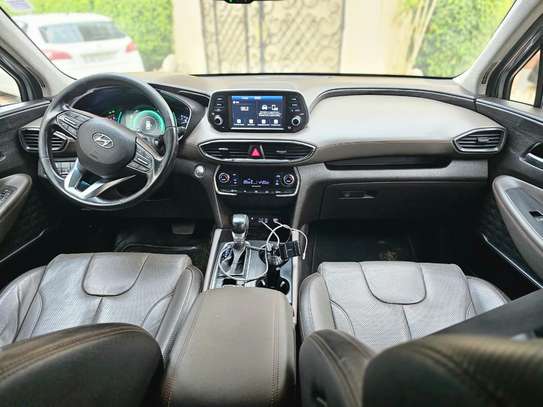 Hyundai Santafe 2020 image 9
