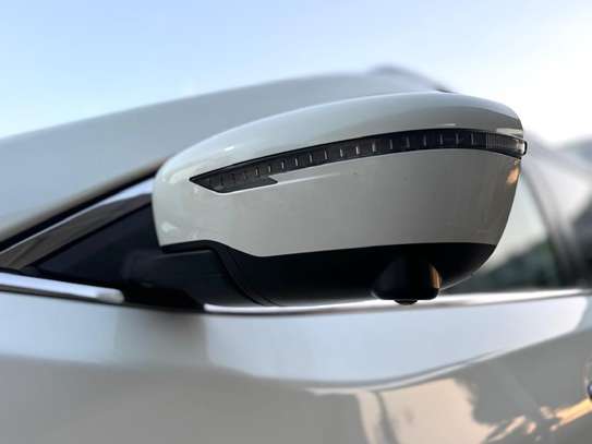 Nissan rogue image 8