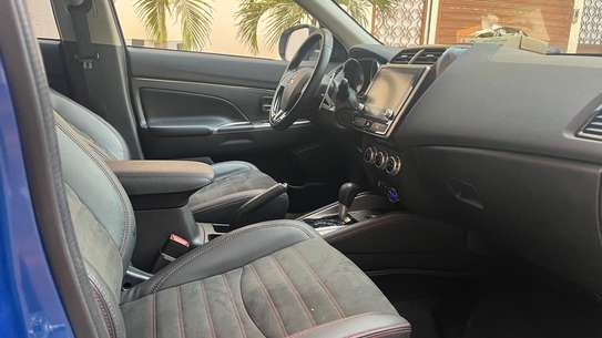 Mitsubishi rvr 2019 image 2