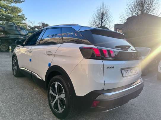 Peugeot 3008 image 4