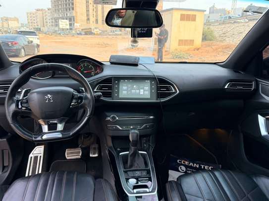PEUGEOT 308 GT line 2017 image 8