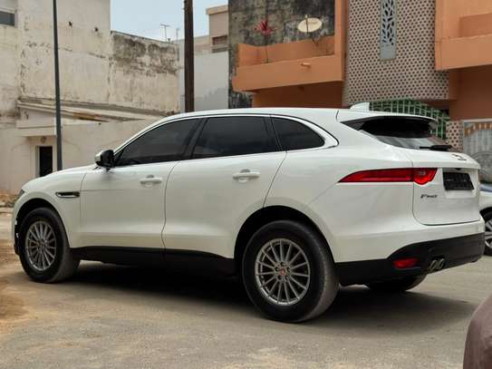 JAGUAR F-PACE Année : 2017 image 11