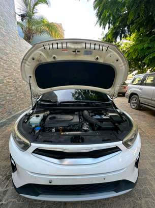 Kia stonic Année 2018 image 12