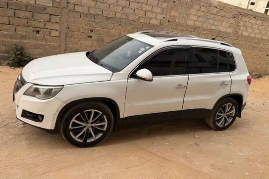 Volkswagen tiguan image 2