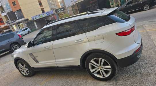 Zotye Auto 2017 image 12
