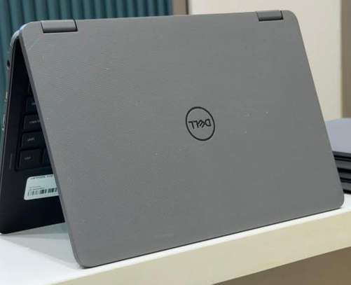 DELL LATITUDE 3120 image 3