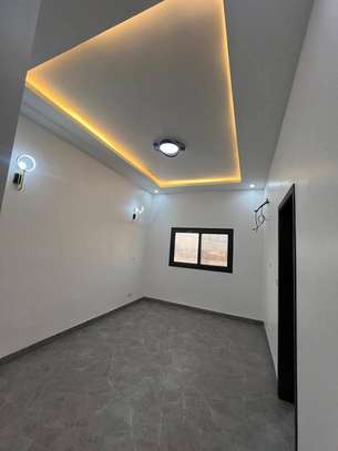 APPARTEMENT CITÉ BIAGUI image 3