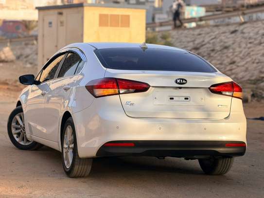 KIA  K3 🔘 Année :  *2016* image 3