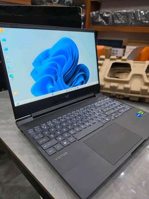 Gamer HP victus image 3