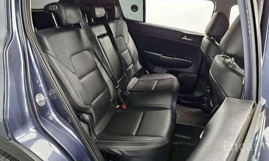 Kia Sportage essence 2019 full options image 7
