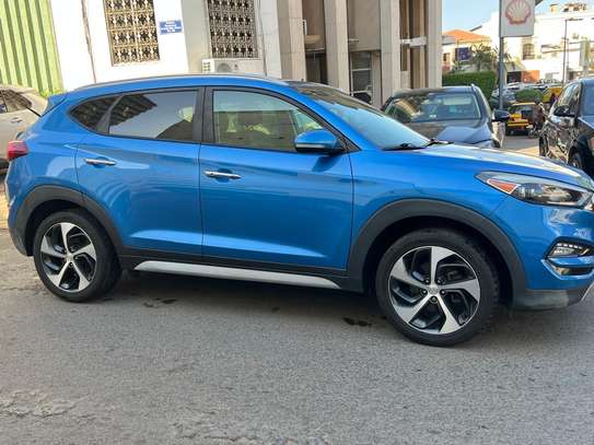 Hyundai Tucson 2017 SUV image 8