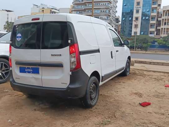 Renault Dokker image 7