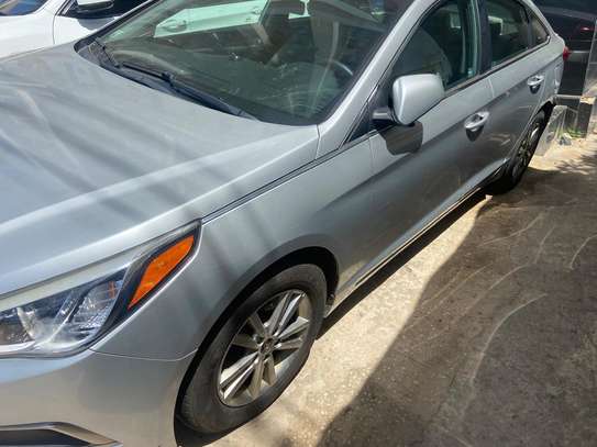 Hyundai Sonata 2017 image 2