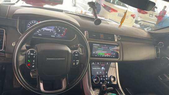 Range Rover Sport 2021 image 9