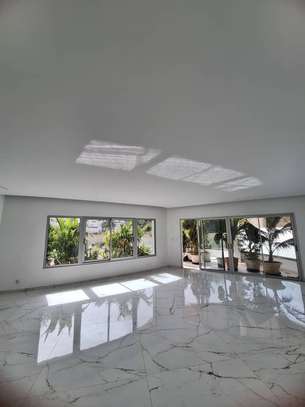 Appartement neuf à louer aux almadies, cote king fath palace image 4