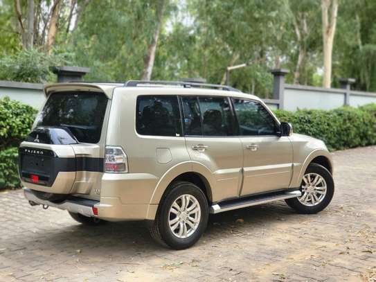 Pajero 3.8 GLS FULL OPTION image 3