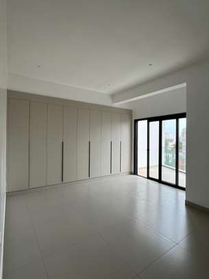 Appartement à louer au POINT E 173m2 image 6