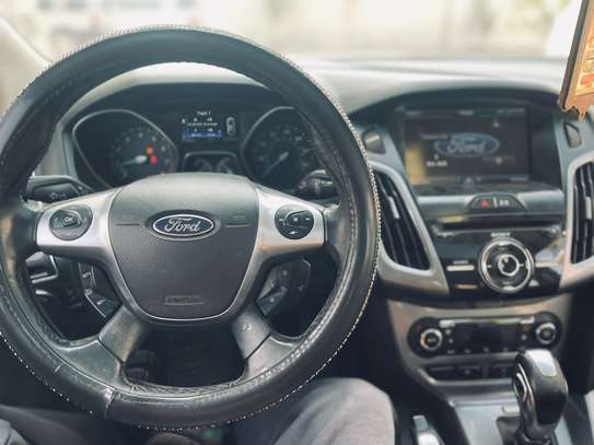 Ford focus titaniom image 4