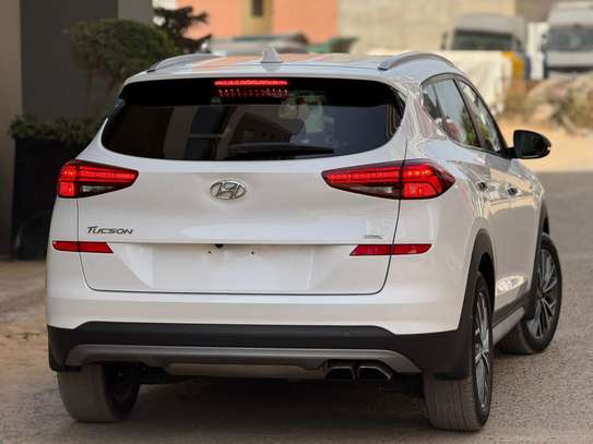 HYUNDAI TUCSON 2019 image 8