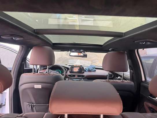 Hyundai  Santafee  2020 image 4
