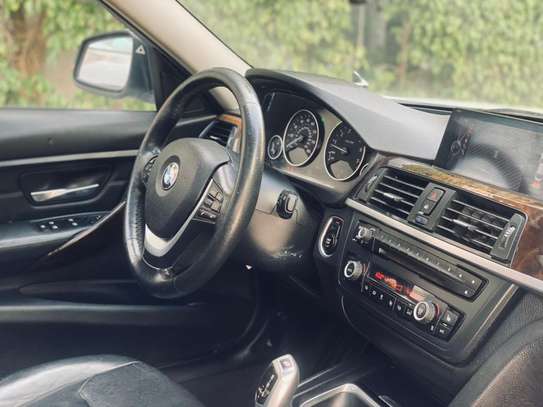 BMW série 3 (328i) xDrive 2015 image 8