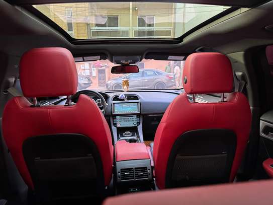 JaGuar f-pace s année 2017 image 8