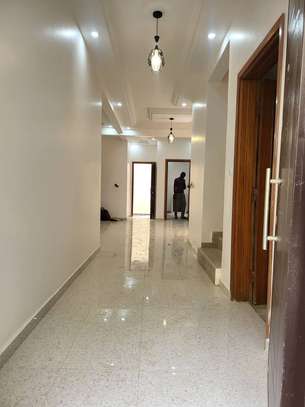Belle villa lumineux a louer a Mermoz image 1