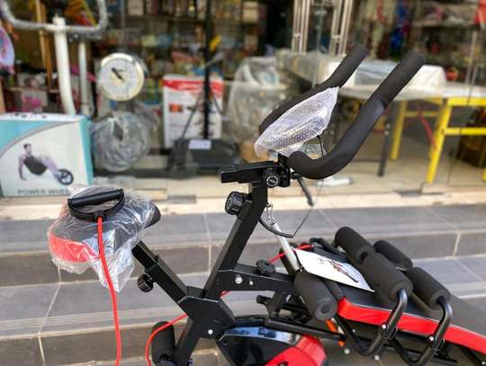 Vélo d'exercice magnétique multifonctionnel image 4