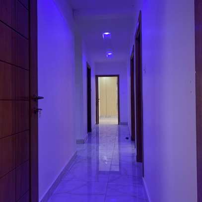 Bel appartement F5 au Point E image 12