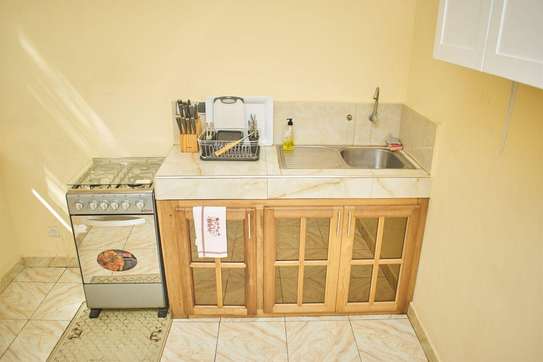 Studio meublé à louer à sacré cœur cpi image 4