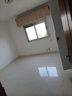 Appartement 03 chambres + salon à fenêtre Mermoz image 6