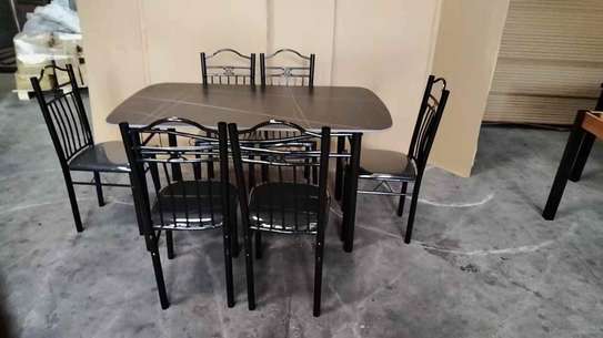 Table à manger image 1