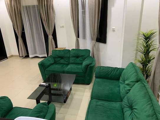 Studio meublé à louer à Ngor image 3