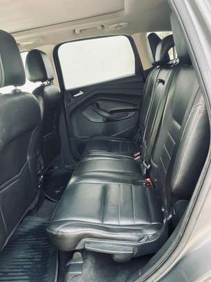 A vendre Ford escape titanium image 6