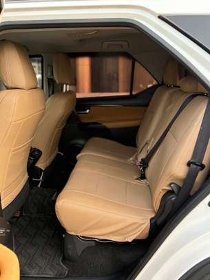 Toyota fortuner 2018 image 13