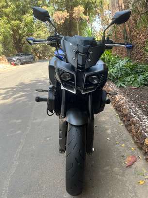 Yamaha MT 10 image 9