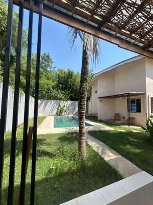 Villa meublée à Saly image 1