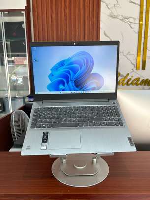 LENOVO IDEAPAD 3 image 4