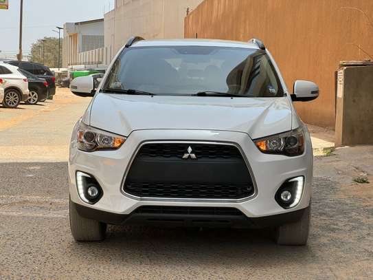 Mitsubishi outlander 2015 image 2