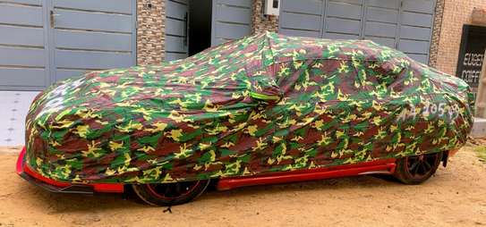 Berline sport orange métallisé jantes noires liseré rouge image 10