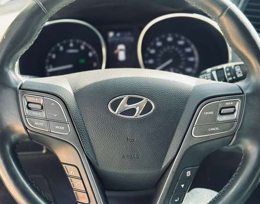 Hyundai Santafé  sport 2.0 année 2017 image 8