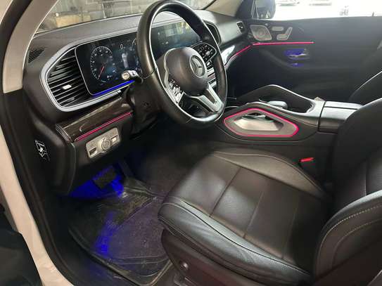 MERCEDES BENZ image 2