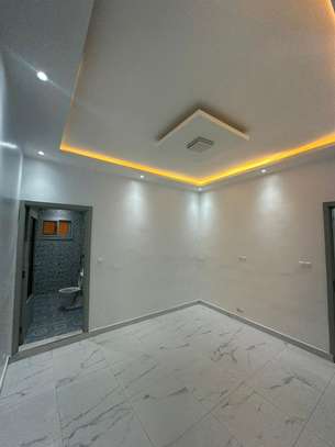 Superbe appartement de type F4 à louer image 11