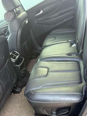 Hyundai santa fe image 6