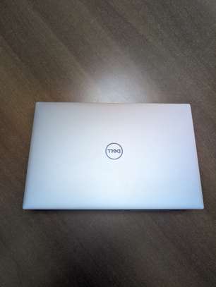 Dell XPS 15 (9500) image 2