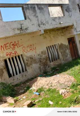 Villa à démolir Keur Mbaye Fall image 2